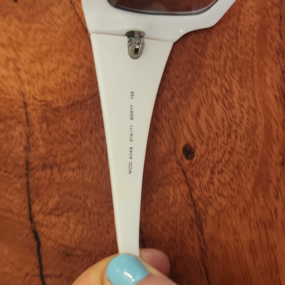 Vintage Y2K Versace Model 4049 Sunglasses - Picture 7 of 9